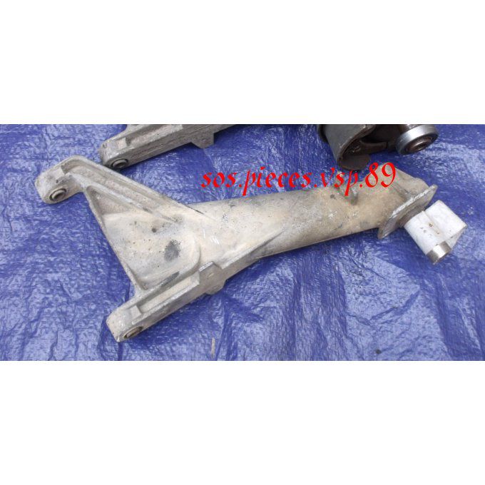 BRAS TRIANGLE ESSIEUX TRAIN ARRIERE GAUCHE-DROITE AIXAM