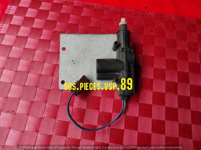MOTEUR BOITIER  CENTRALISATION LIGIER / MICROCAR / DUE / GRECAV 