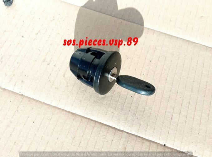 BOUCHON RESERVOIR AIXAM-MICROCAR-LIGIER-JDM-BELLIER-MINAUTO-MEGA-CHATENET- 