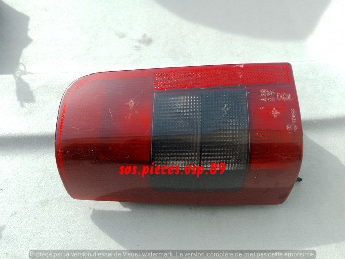 FEU ARRIERE GAUCHE LIGIER XTOO / BELLIER DIVANE / JDM ALBIZIA