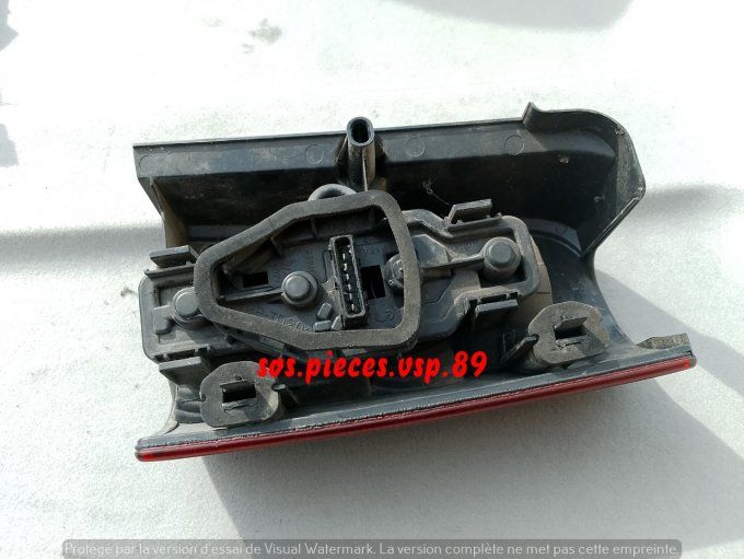 FEU ARRIERE GAUCHE LIGIER XTOO / BELLIER DIVANE / JDM ALBIZIA