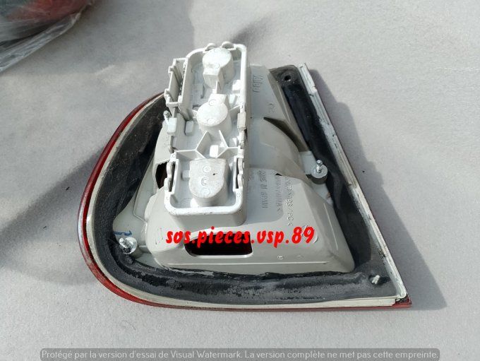 FEU ARRIERE DROITE  JDM TITANE 1 / 2 / 3