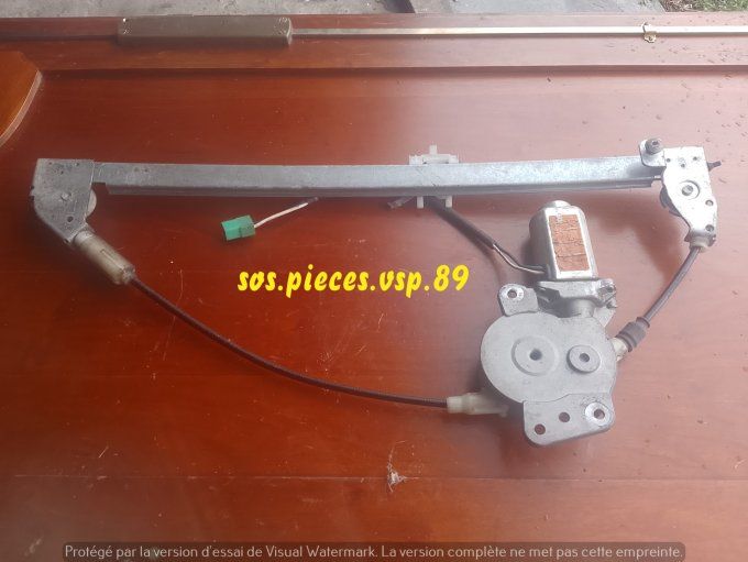 LEVE VITRE GAUCHE CHAUFFEUR ELECTRIQUE MICROCAR MC1 - MC2 - DUE FIRST