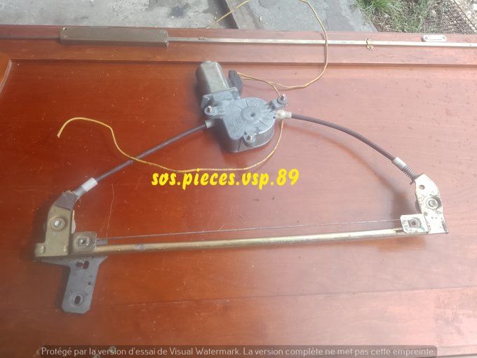 LEVE VITRE ELECTRIQUE DROITE JDM SIMPA TITANE ET MICROCAR LYRA