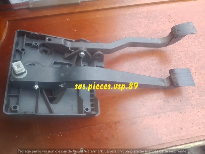 SYSTEME PEDALIER LIGIER / MICROCAR / DUé 