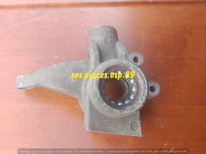 Porte Moyeu droite Microcar Mgo 1/2/3/4 , F8c, M8, Ligier Ixo, Js 50, Js 60, Js Rc, Due First , P85 
