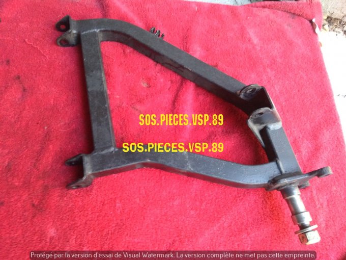 TRIANGLE TRAIN ARRIERE DROITE  LIGIER NOVA (SANS DISQUE)